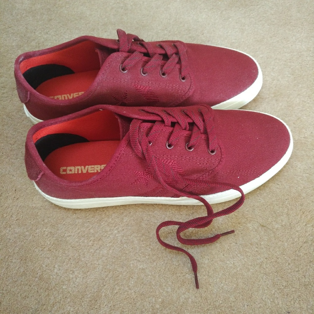 Converse dark red sneakers
